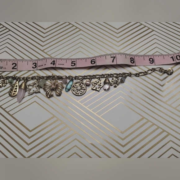 Floral Theme Charm Bracelet - Picture 6 of 6